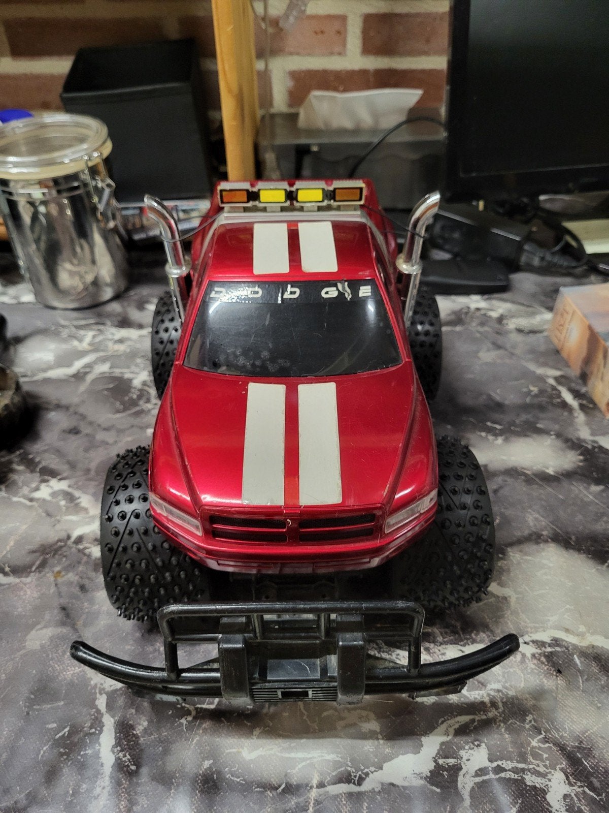 RC Car, Hobby en Vrije tijd, Modelbouw | Radiografisch | Auto's, Kringloop Laares, Ophalen of Verzenden, Minkmaatstraat 126, Onderdeel