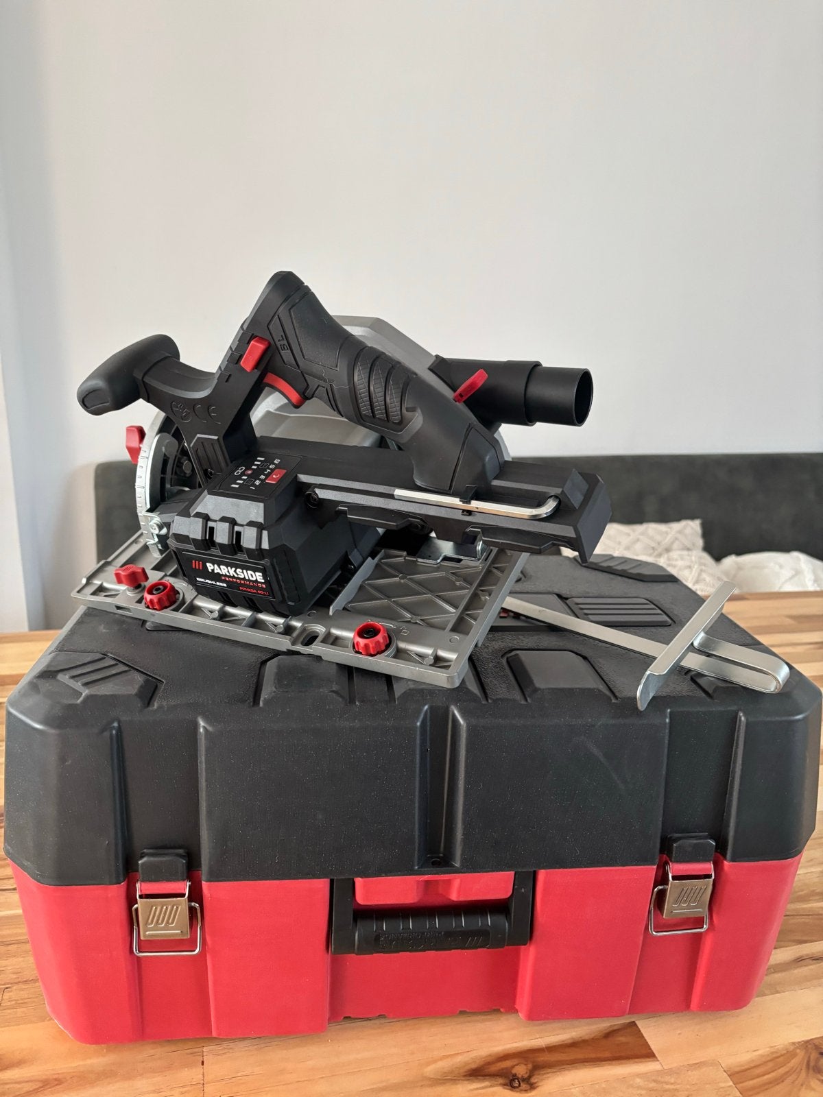 Parkside Performance Accu Cirkelzaag met Koffer, Ophalen, Cirkelzaag, Nieuw, 600 tot 1200 watt