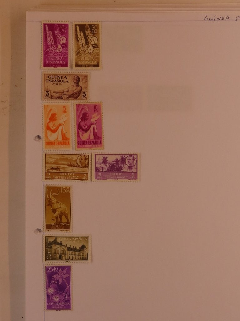 GUYANA - OUD - NIEUW - waarbij veel Disney - (A01) - 1/2 -, Postzegels en Munten, Postzegels | Volle albums en Verzamelingen, Ophalen of Verzenden