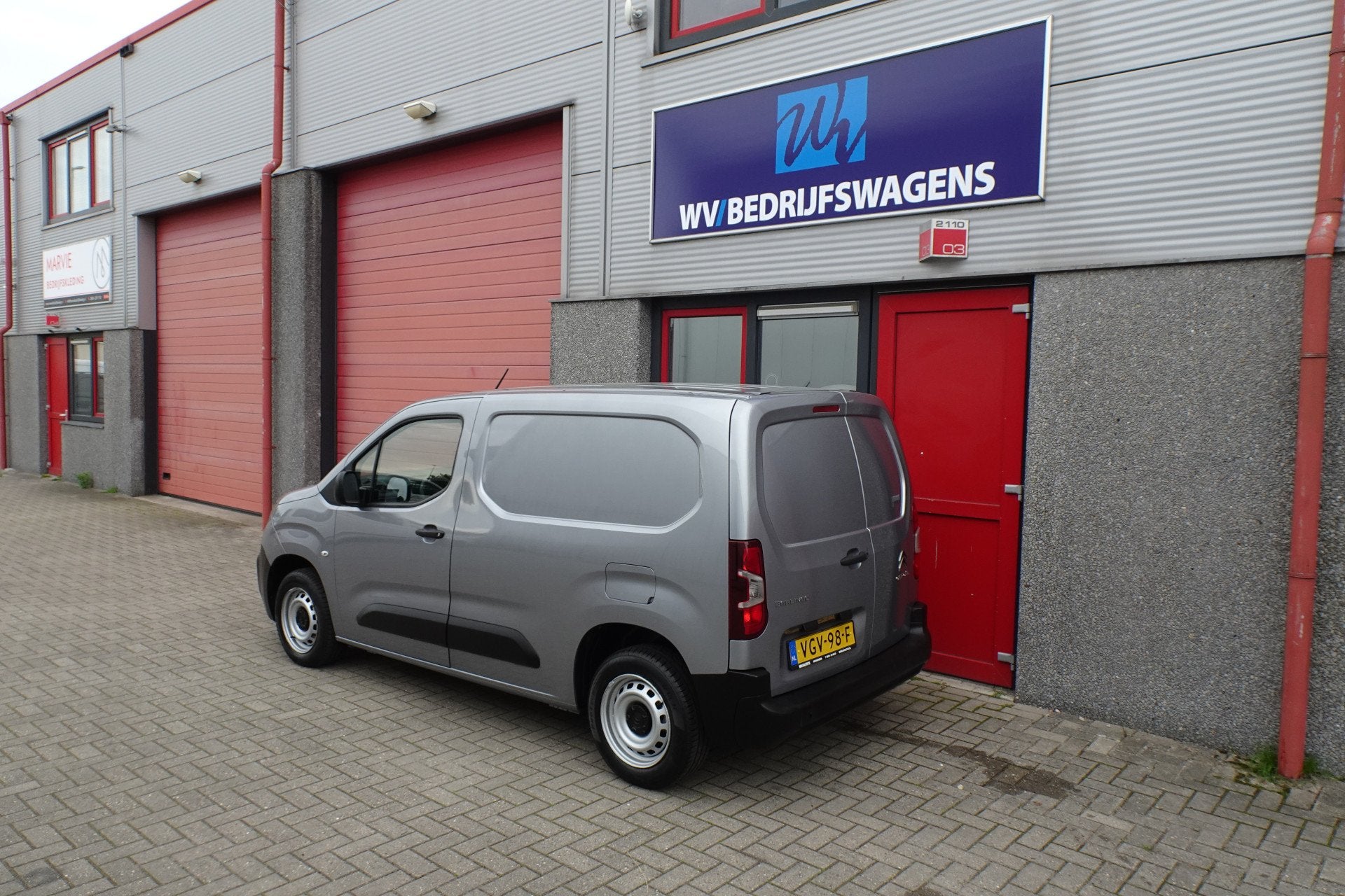 Citroën Berlingo 1.5 BlueHDI Control airco schuifdeur, Voorwielaandrijving, Stof, Gebruikt, 4 cilinders