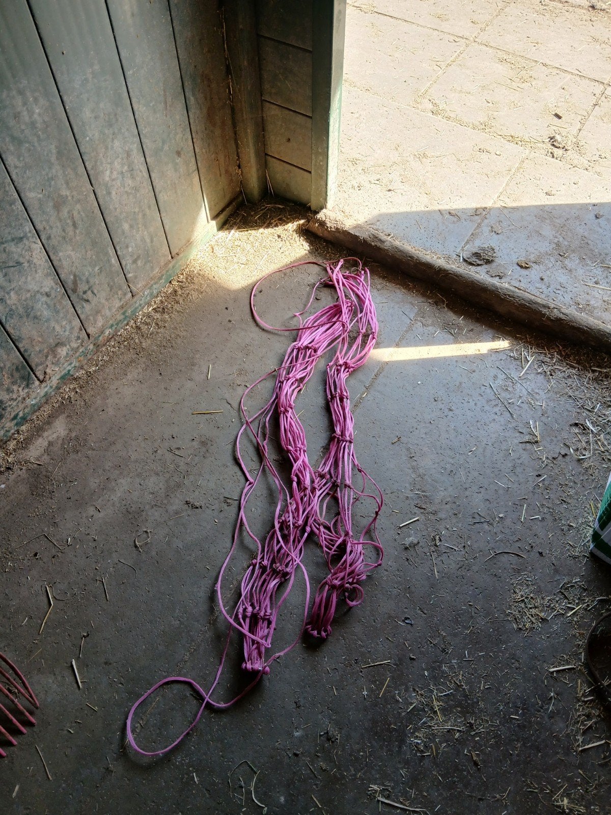 2 roze hooinetjes gratis, Dieren en Toebehoren, Ophalen, Gebruikt