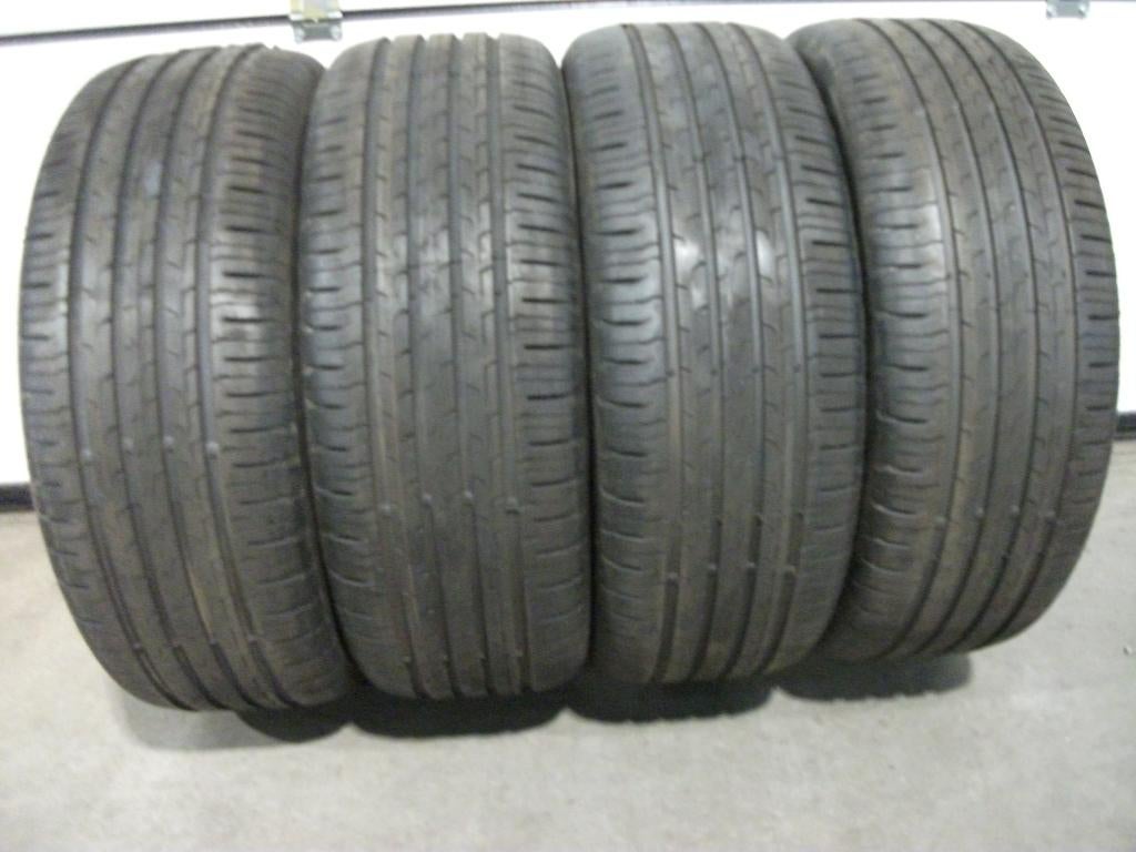 4 x 215/55 17" continental zomerbanden 4 x nieuw!! (demo), Auto-onderdelen, Ophalen, 215 mm, Banden en Velgen, Nieuw
