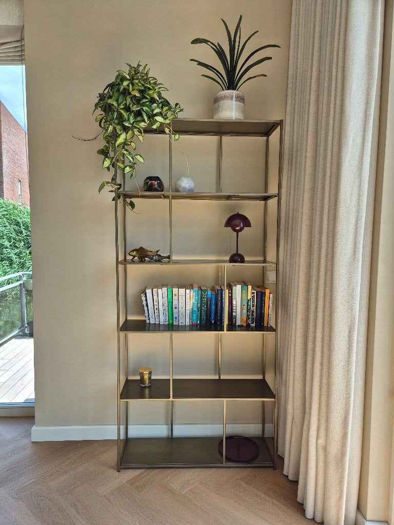 BePureHome valued vakkenkast/wandkast messing, Ophalen of Verzenden, Gebruikt