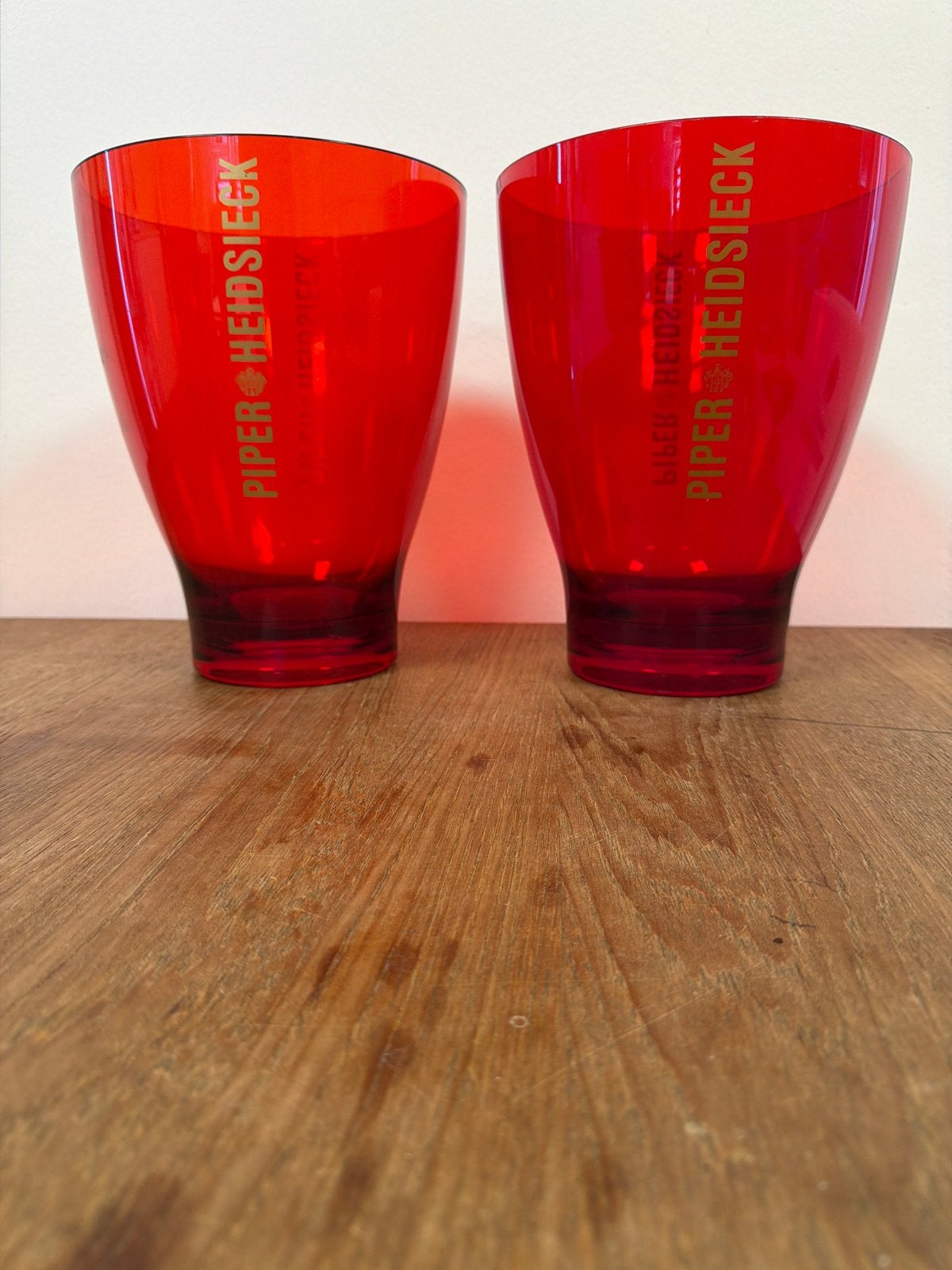 2x Piper Heidsieck Champagne Glazen Rood, Kunststof, Ophalen of Verzenden, Rood, Overige merken