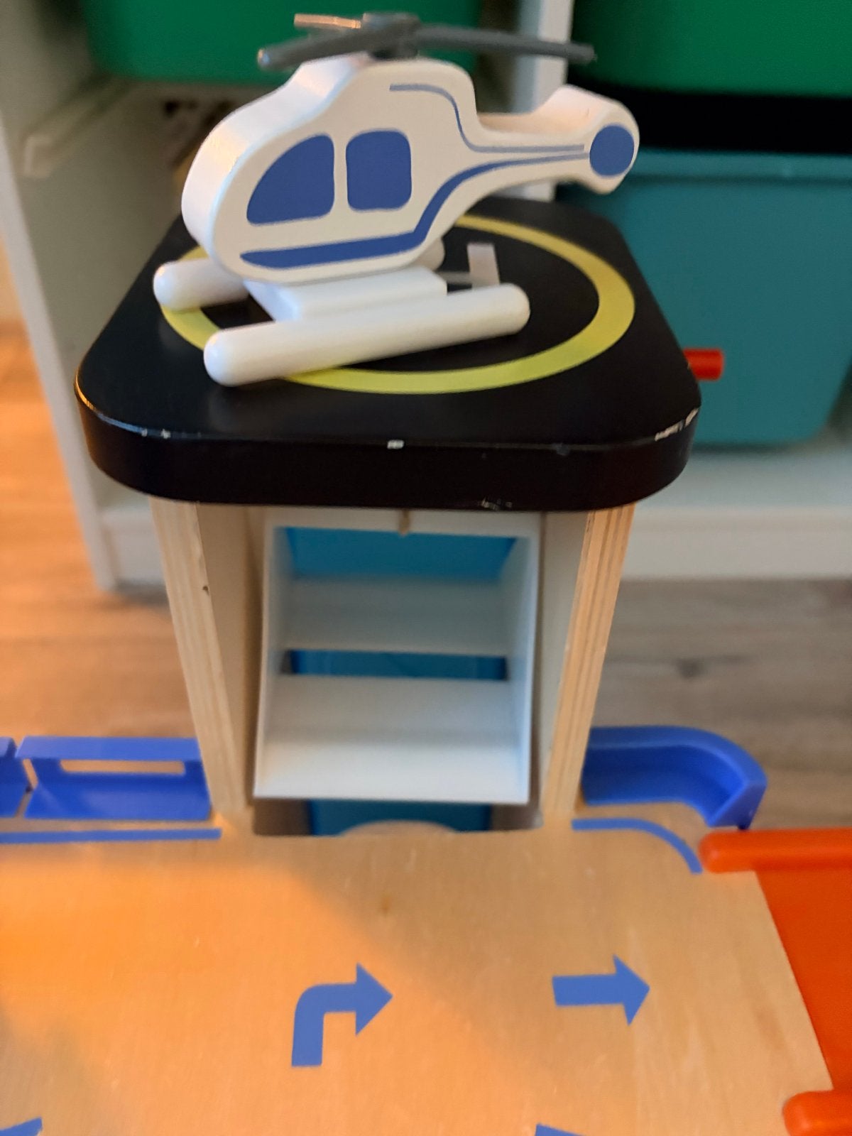 Houten parkeergarage met helikopter en figuren, Ophalen, Gebruikt, Overige typen