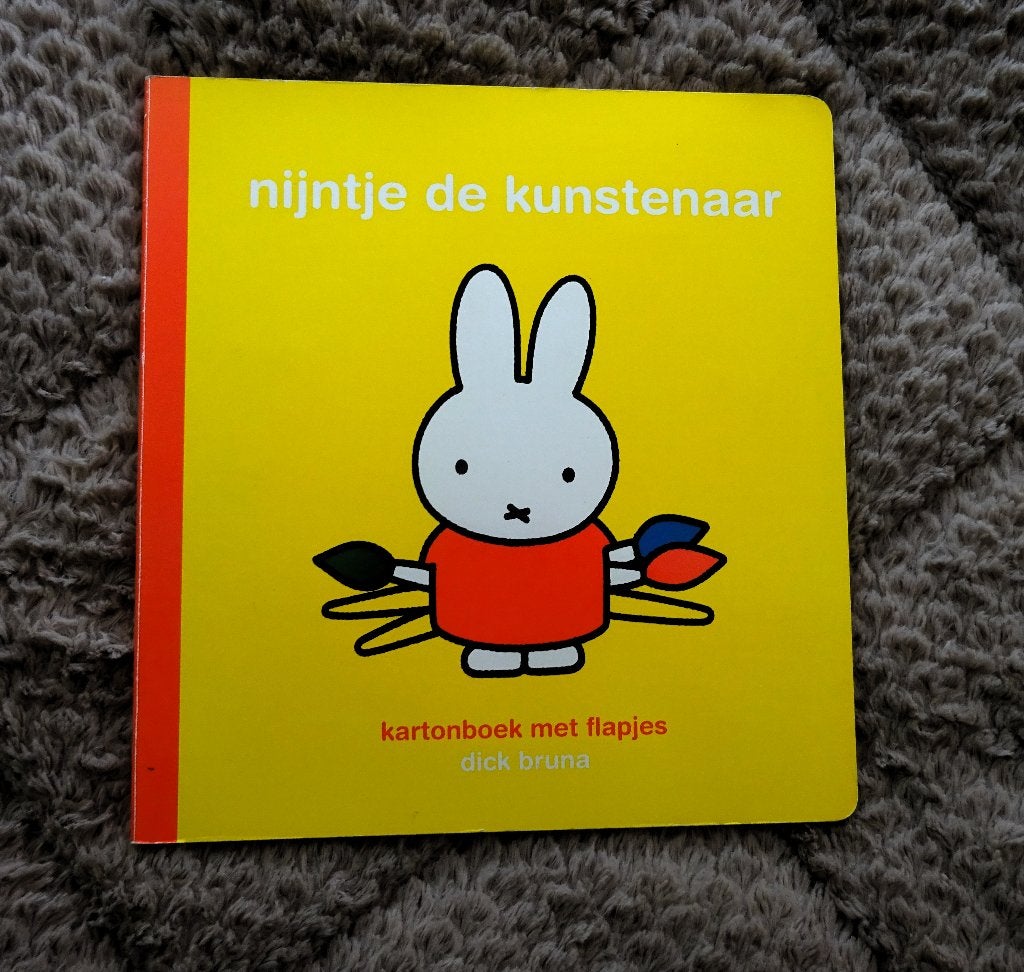 Nijntje de kunstenaar * Kartonboek met flapjes - Dick Bruna, Boeken, Verzenden, Gelezen, Fictie algemeen