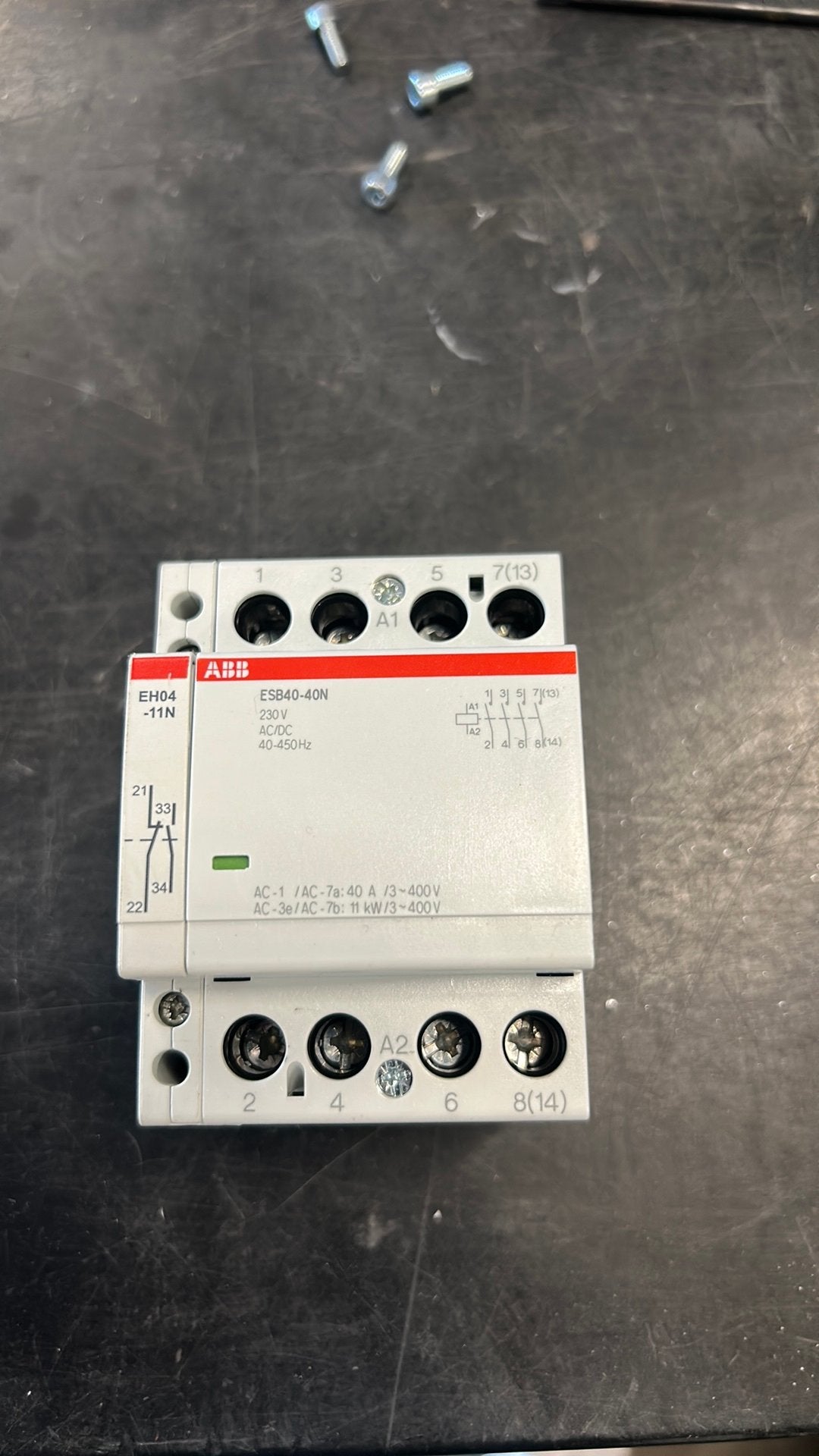 ABB ESB40-40N 40A installatiecontactor 230V – 4-polig, Ophalen of Verzenden, Zo goed als nieuw