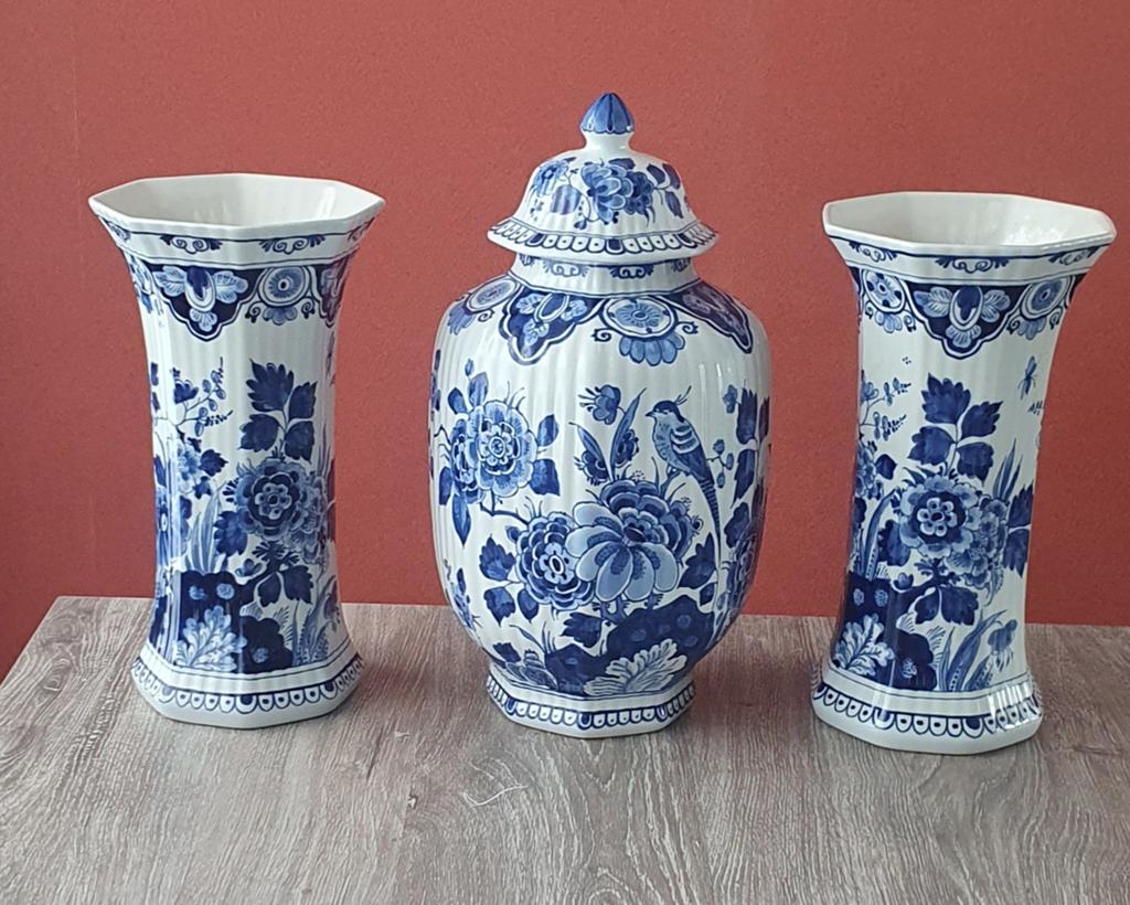 Delftsblauw kaststel van Royal Delft, Antiek en Kunst, Antiek | Vazen, Ophalen