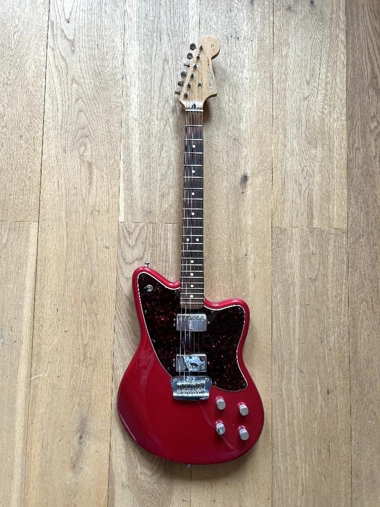 Fender Toronado Deluxe - Candy Apple Red / 2000, Muziek en Instrumenten, Snaarinstrumenten | Gitaren | Elektrisch, Ophalen of Verzenden