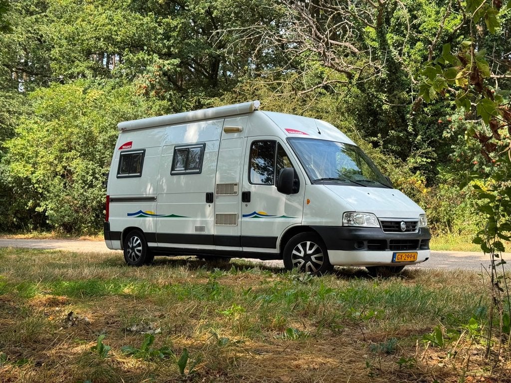 Buscamper Fiat Ducato Trigano Eurocamp 2.3 JTD 2003, Caravans en Kamperen, Buscamper of Camperbus, Fiat, Tot en met 3, Luifel