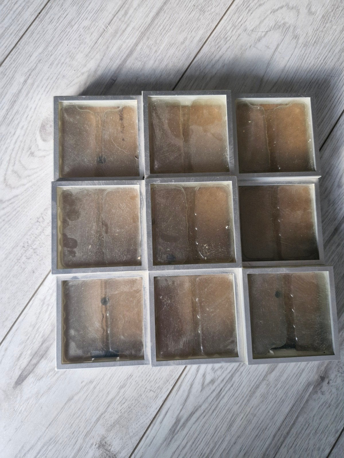 Zilverkleurige fotolijst voor 9 foto's van 10x10 cm, Gebruikt, Zilver, Ophalen of Verzenden, Voor meerdere foto's