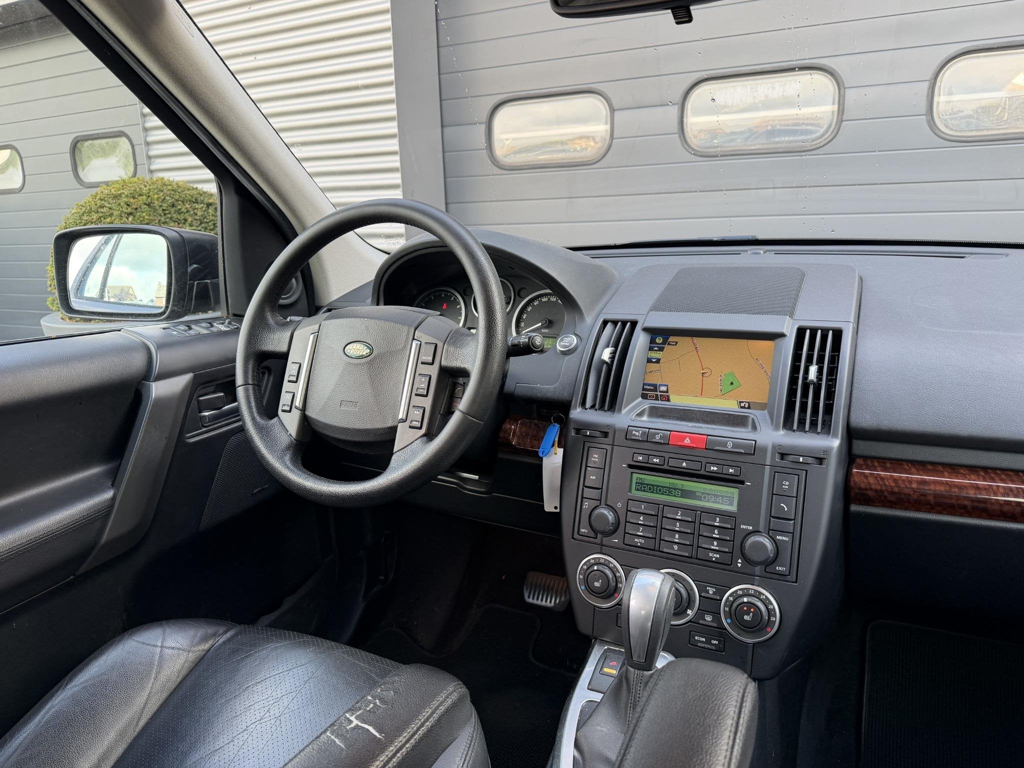 Land Rover Freelander 3.2 i6 HSE | Navigatie | Xenon | Licht, Auto's, Automaat, 232 pk, Gebruikt, 2000 kg