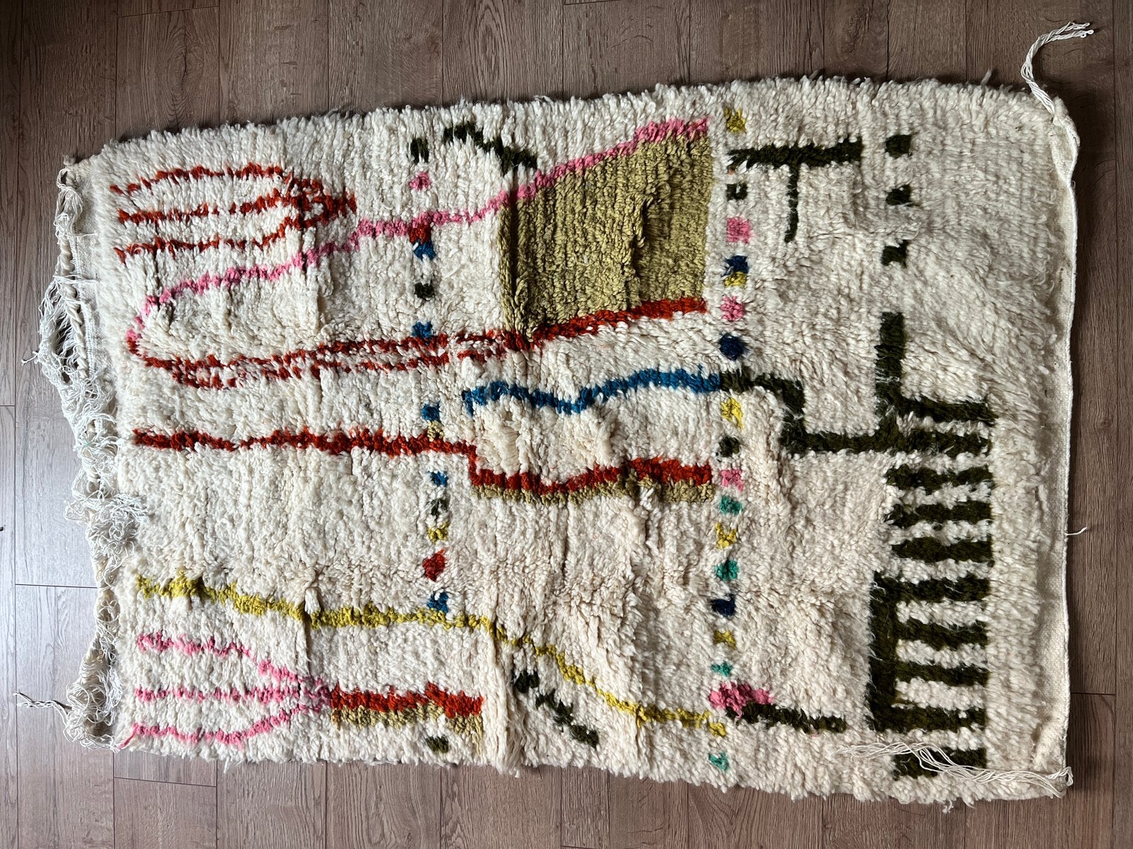 handmade 100% wool berber carpet vloerkleed tapijt, Huis en Inrichting, Stoffering | Tapijten en Kleden, Ophalen, 100 tot 150 cm