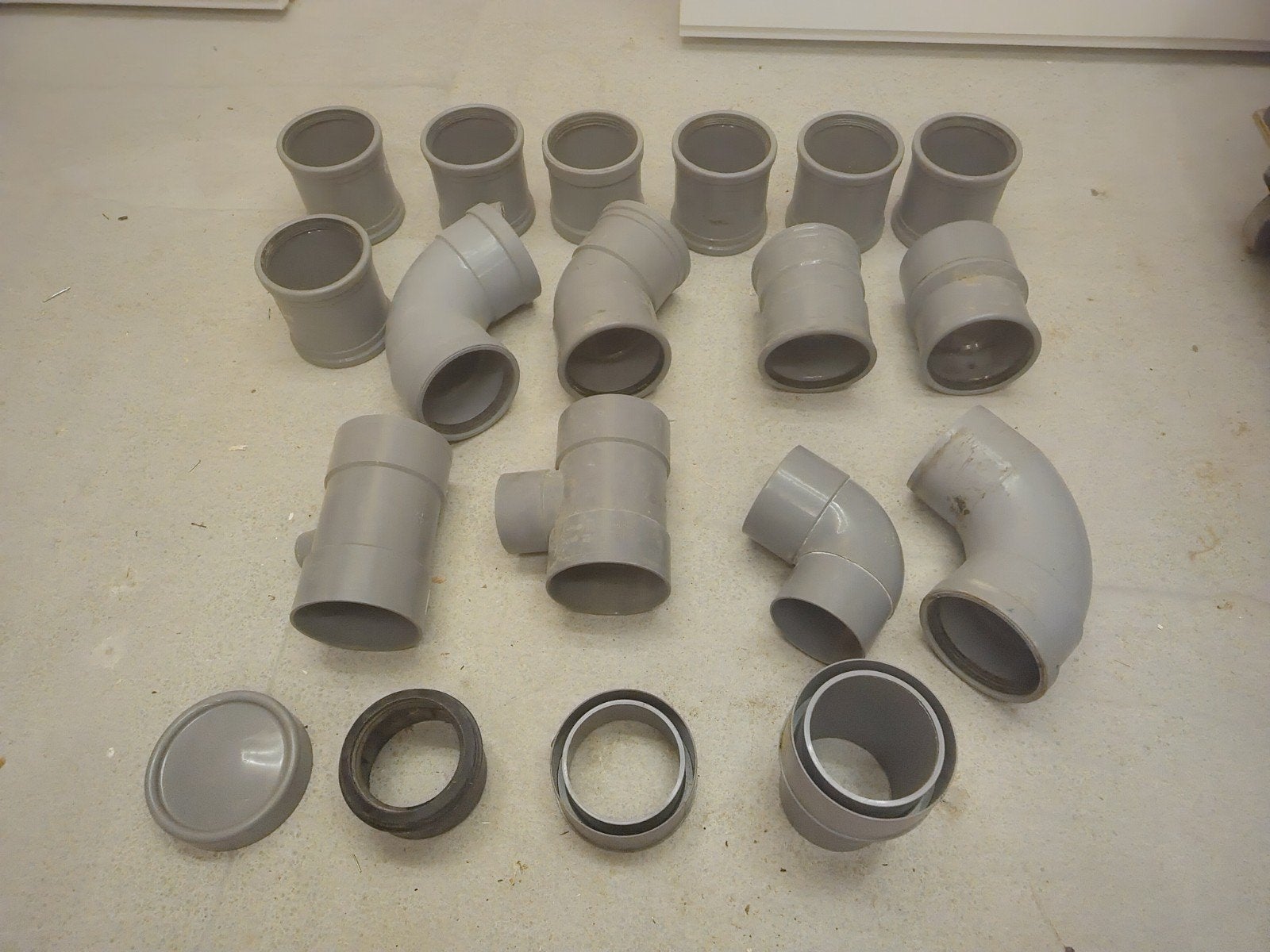 Diverse PVC afvoerbuizen en bochten, dia110mm, Doe-het-zelf en Verbouw, Buizen en Afvoer, Ophalen, Afvoer, Gebruikt, Pvc
