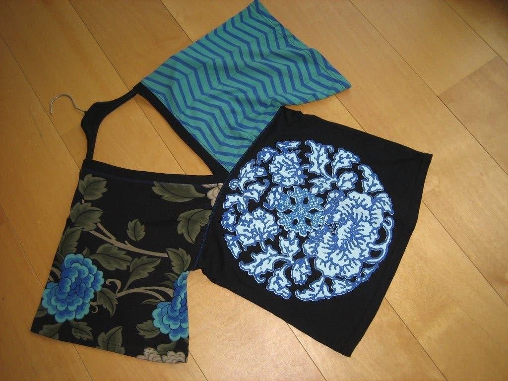 Prachtig fleurig shirt met V-hals DESIGUAL maat S Snazzeys, Nieuw, Korte mouw, Meerkleurig, Verzenden