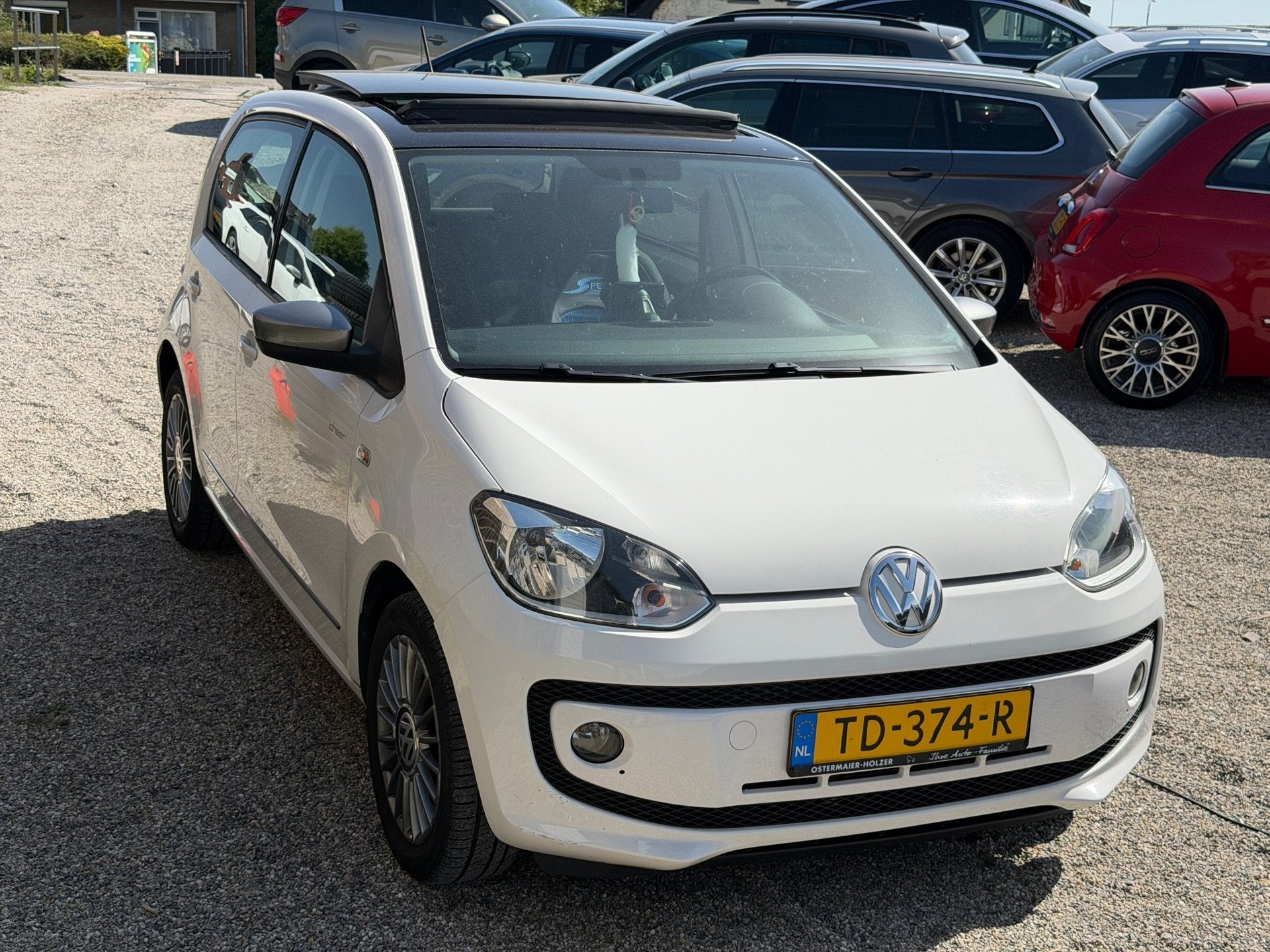 Volkswagen Up! 1.0 groove up! BlueMotion Pano OpenDak Stoel, Auto's, Volkswagen, 21 km/l, Gebruikt, Up!, Wit