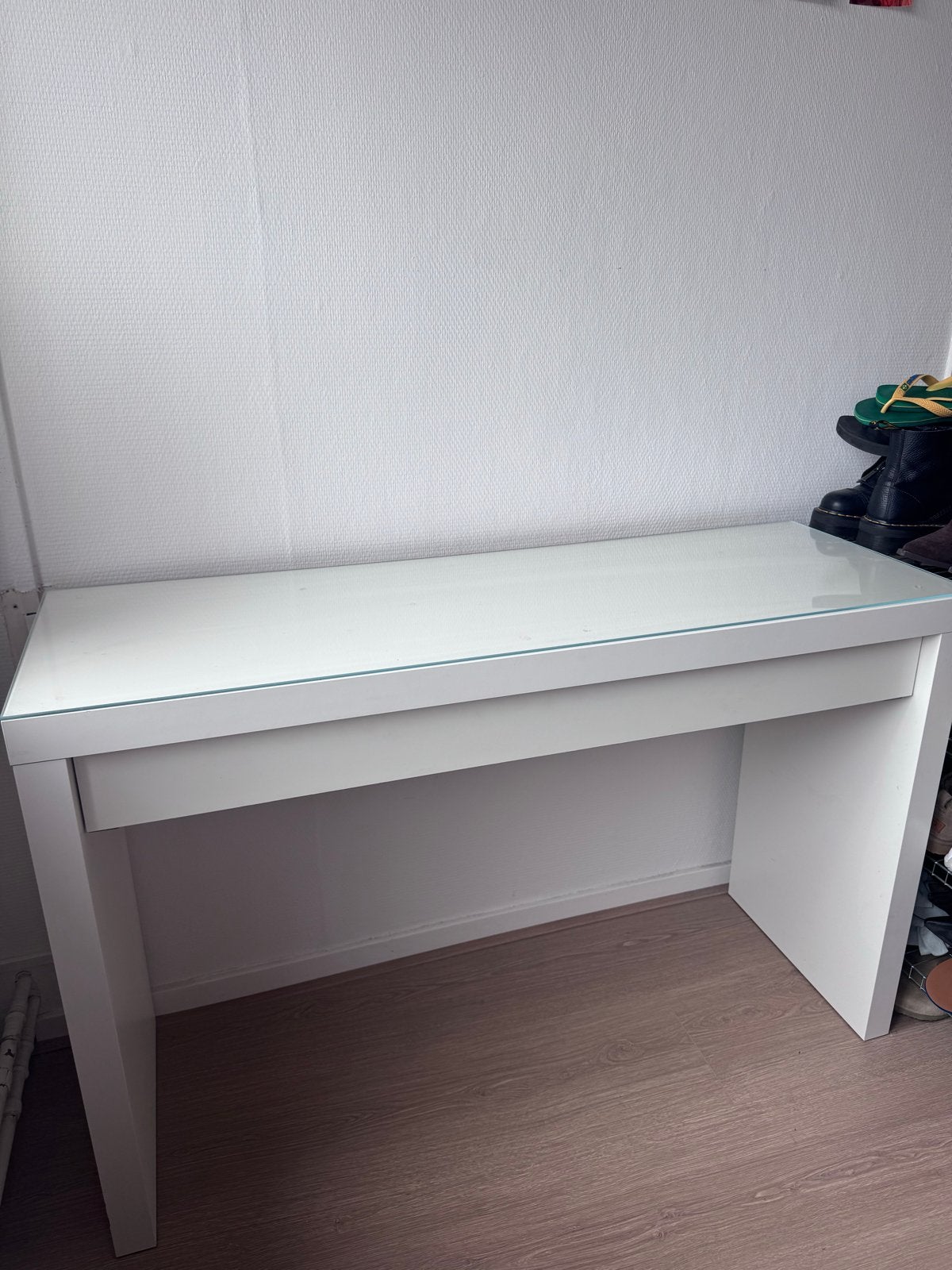 IKEA Malm kaptafel/bureau met lades en verlichting, Huis en Inrichting, Ophalen, Gebruikt, 100 tot 150 cm, Minder dan 50 cm