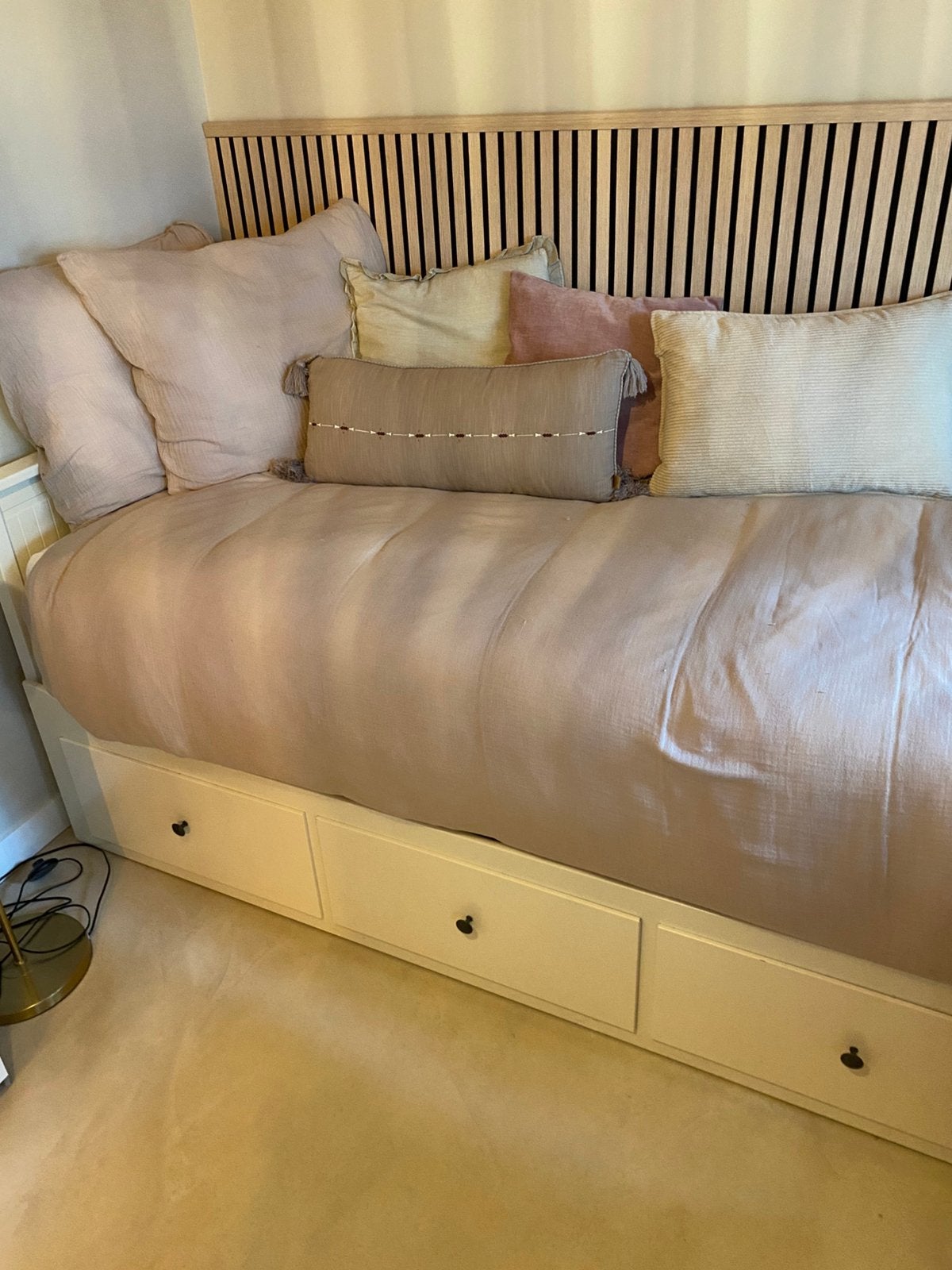 Ikea Hemnes uitschuifbaar bed, Ophalen, Gebruikt, Wit, Tweepersoons