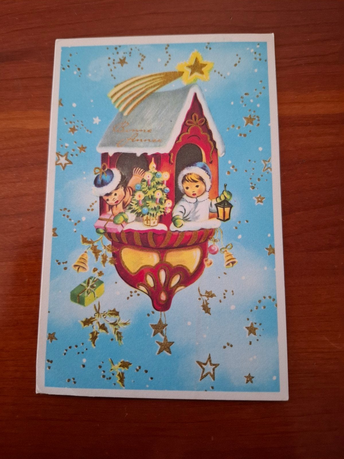 Vintage Kerstkaart: Kinderen in Vogelhuisje, Jaren '70, Ophalen of Verzenden, 1960 tot 1980, Gelopen, Feest(dag)