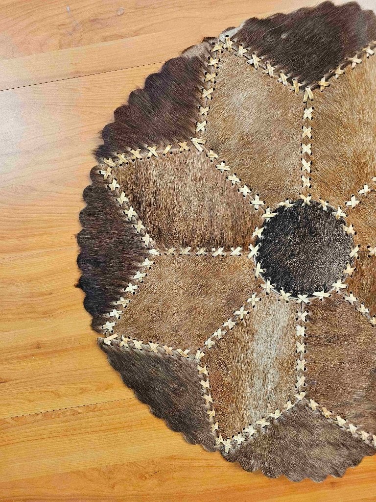 Rond huiden kleedje 53/53 cm, Gebruikt, 50 tot 100 cm, Etten-Leur, Rond