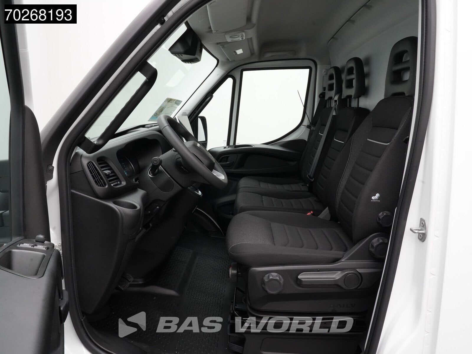 Iveco Daily 35S21 BPM VRIJ! 210PK 3.0L Automaat 2025 model L, Auto's, Automaat, Stof, Multifunctioneel stuurwiel, Euro 6