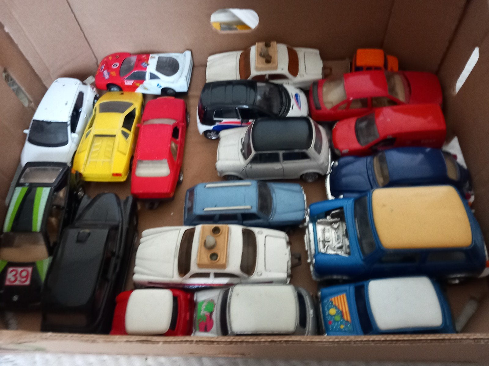19 auto s, Hobby en Vrije tijd, Ophalen of Verzenden, Zo goed als nieuw, Auto, Corgi