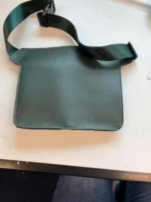 NIEUW! ULSUE kappers pouch riem groen 25x19x22 €13,99, Ophalen of Verzenden, Nieuw, Overige kleuren, Minder dan 95 cm