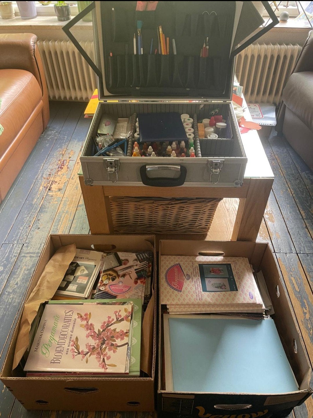 Grote pergamano set in  Koffer vol materialen en boeken, Hobby en Vrije tijd, Ophalen, Zo goed als nieuw, Papier of Karton, Overige merken