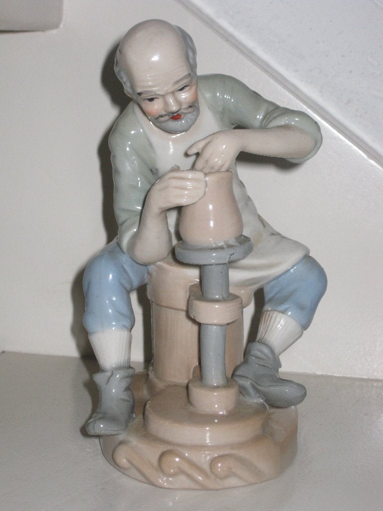 Pottenbakker Beeld Porselein, Antiek en Kunst, Ophalen