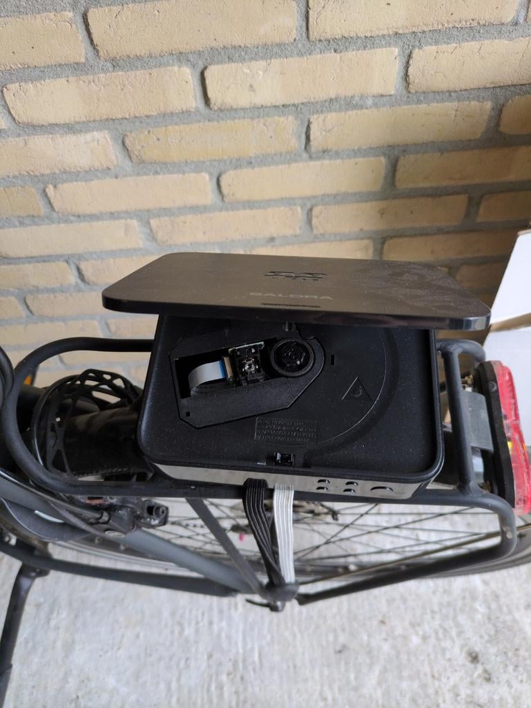 WaardoorSalora Draagbare DVD-speler - Compact en Functioneel, Audio, Tv en Foto, Dvd-spelers, Gebruikt, Draagbaar, Ophalen of Verzenden