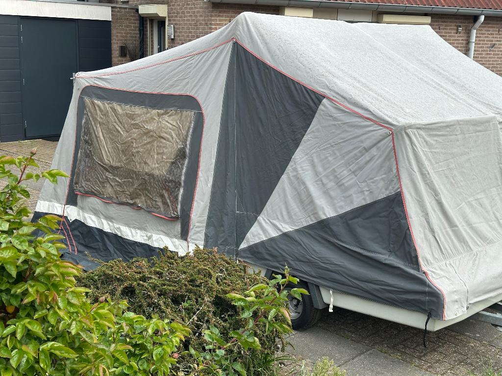Camp-let Concorde vouwwagen met Luifel en Gastencabine, Ophalen, Aanwezig, Camp-Let, Tot en met 6