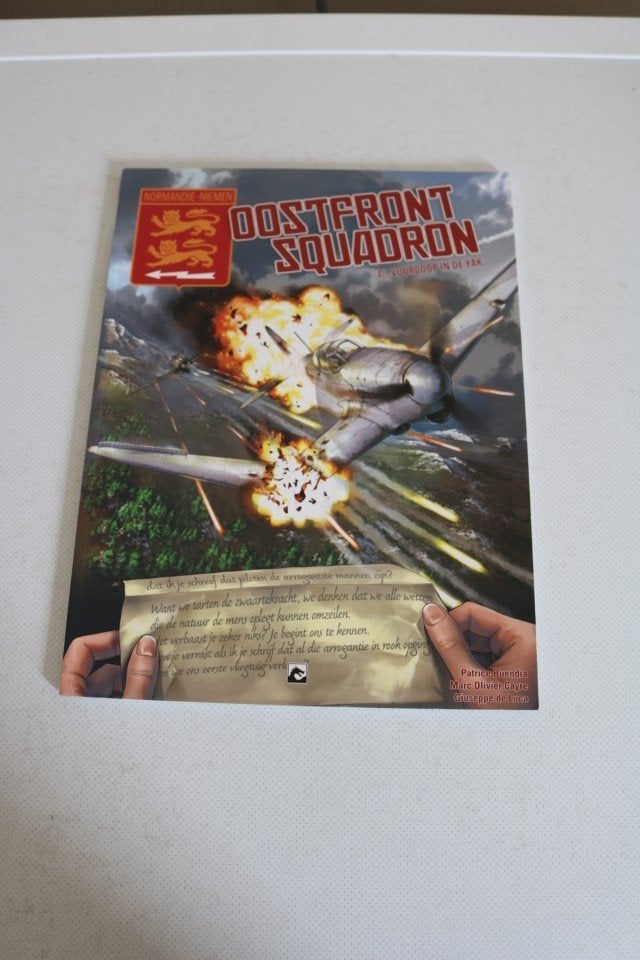 Oostfront Squadron Nr 4 : Vuurdoop in de Yak -sc - 1e druk, Eén stripboek, Ophalen of Verzenden, Nieuw