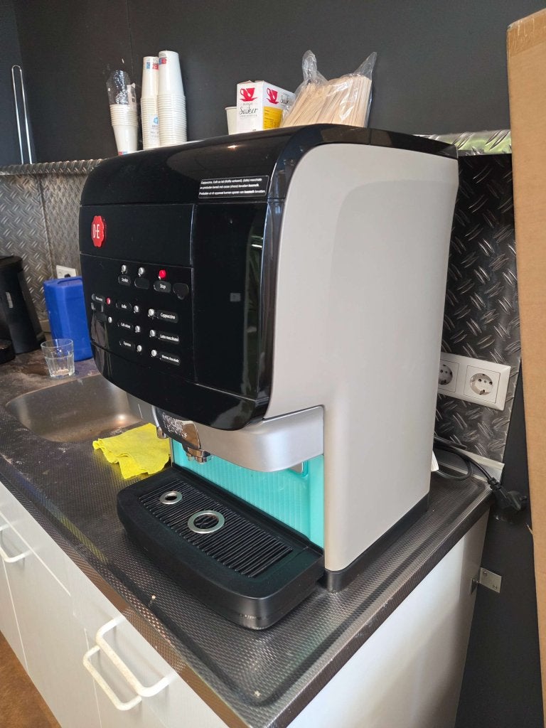 DE koffiemachine Douwe Egberts, Witgoed en Apparatuur, Koffiezetapparaten, Gebruikt, Niet ingevuld, Koffiemachine, Gemalen koffie