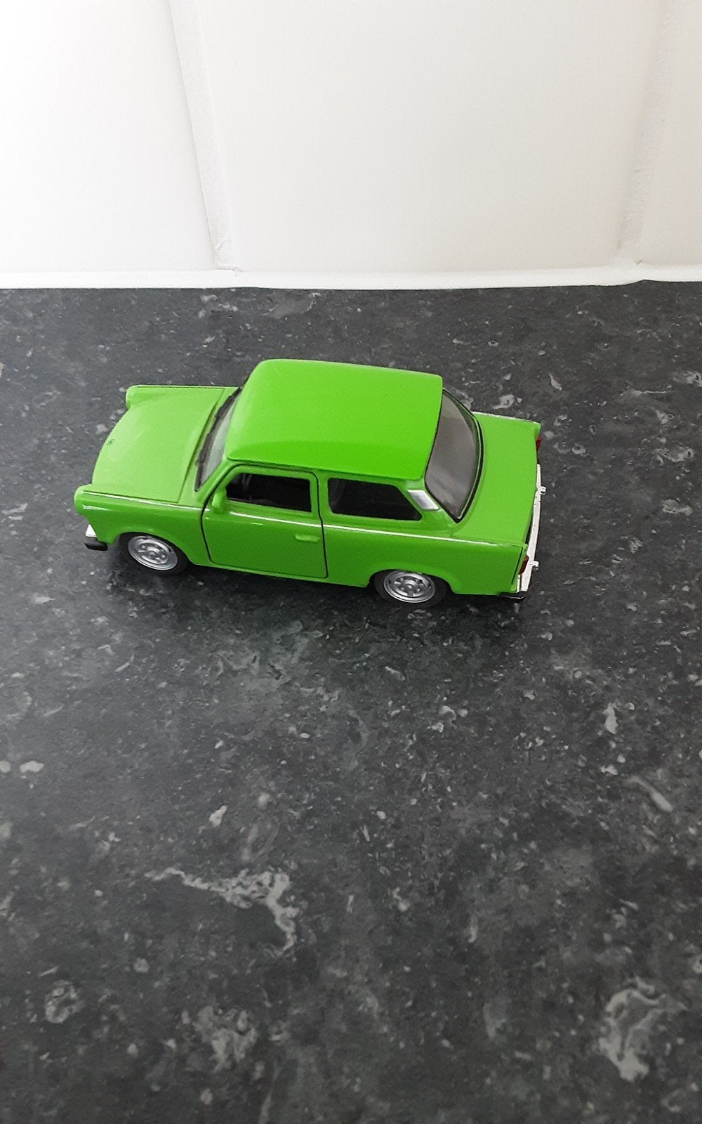Trabant  auto 11 cm, Ophalen of Verzenden, Zo goed als nieuw, Overige merken