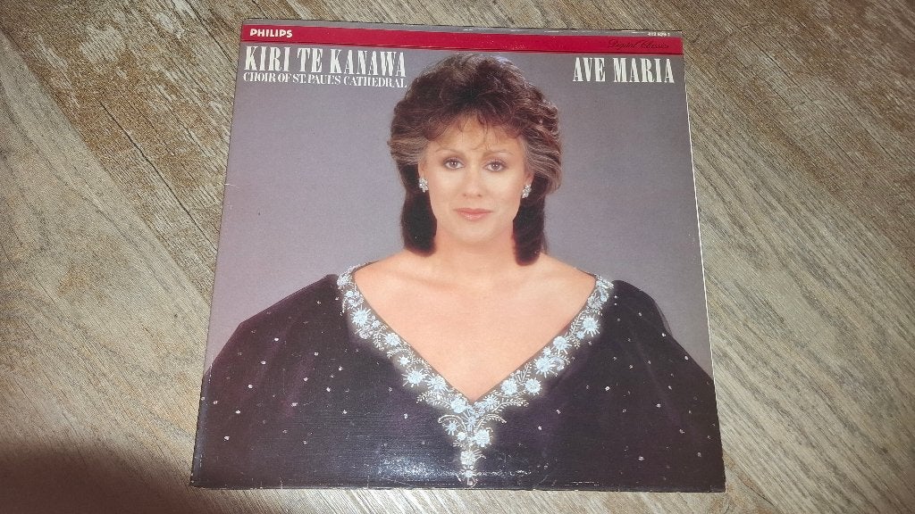 Elpee "Ave Maria" van Kiri Te Kanawa, Cd's en Dvd's, LP, Kamermuziek, Ophalen of Verzenden, Zo goed als nieuw