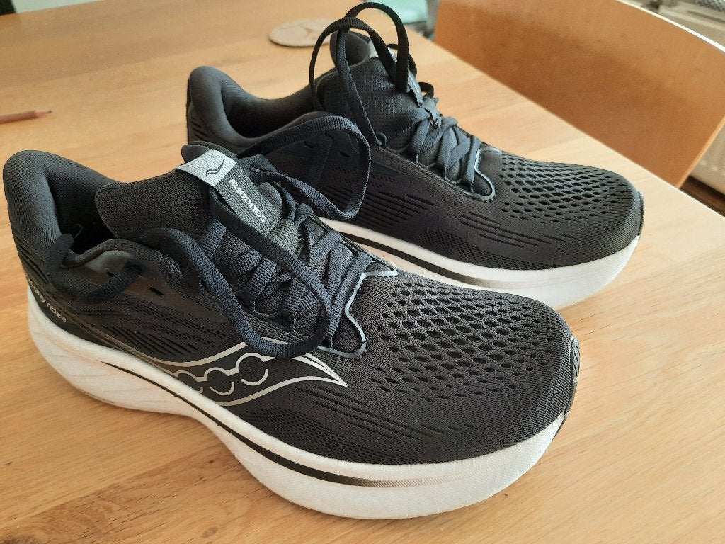 Saucony Ride 18 Hardloopschoenen Dames, Hardloopschoenen, Zo goed als nieuw, Hardlopen, Saucony