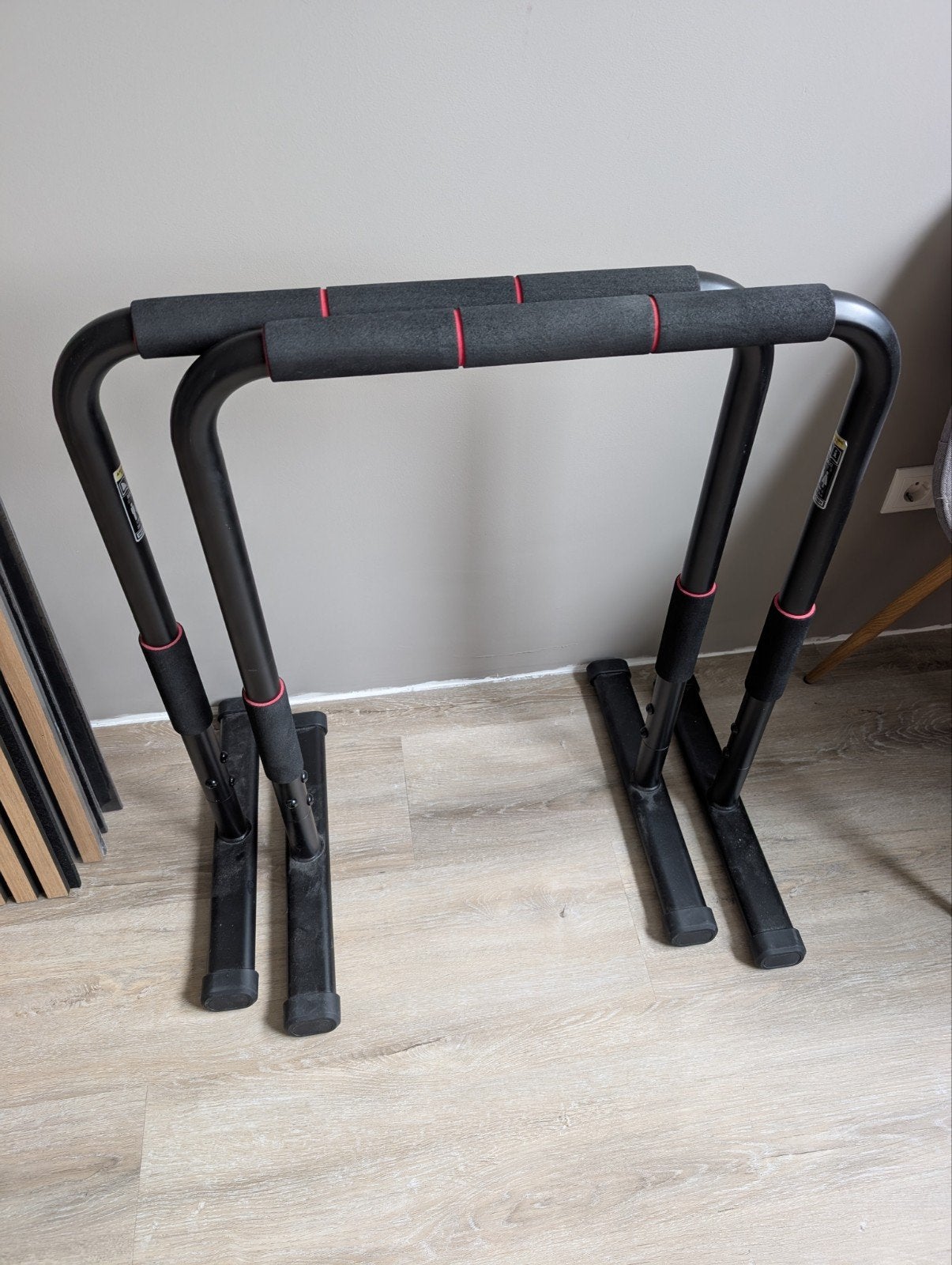 Dip bars and pull-up bar, Ophalen, Oprekstang