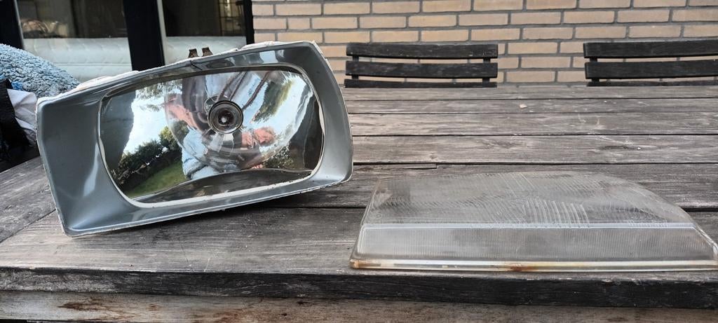 Koplamp reflector en glas - Klassieke auto onderdelen, Ophalen, Gebruikt, Universele onderdelen