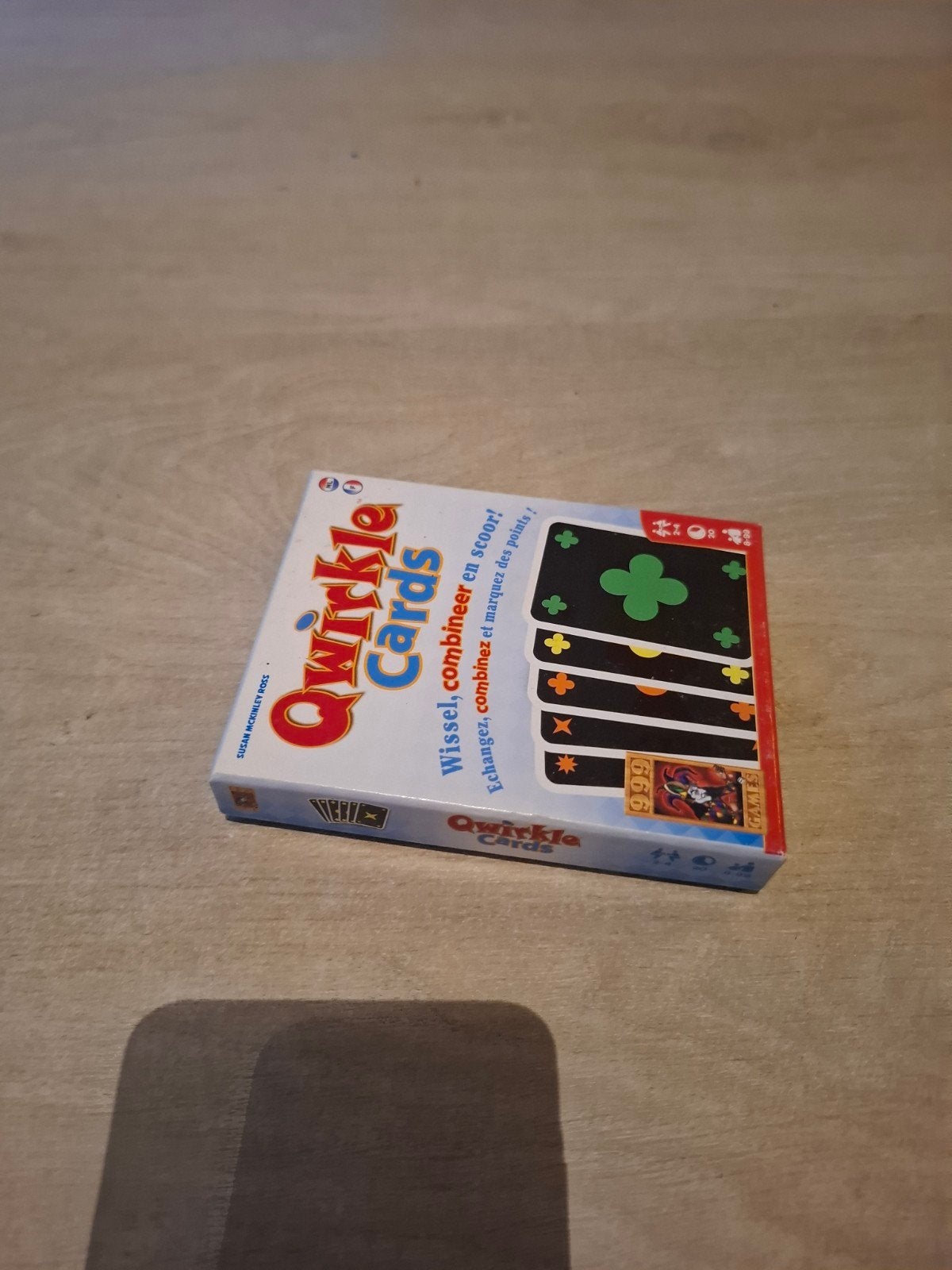 Qwirkle Cards - Wissel, combineer en scoor!, 999 Games BV, Postbus 111, 1300 AC Almere, Nederland, Info@999games.nl, Ophalen of Verzenden