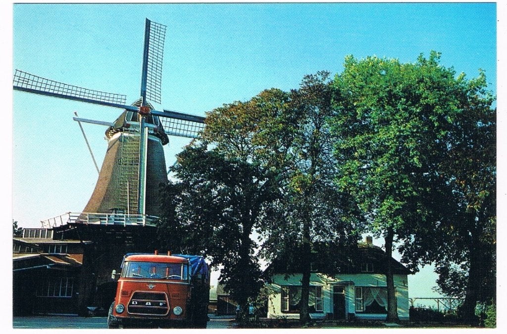 24 / OLDEBROEK : Molen de Hoop met DAF-truck, Verzamelen, Verzenden, 1960 tot 1980, Ongelopen, Gelderland