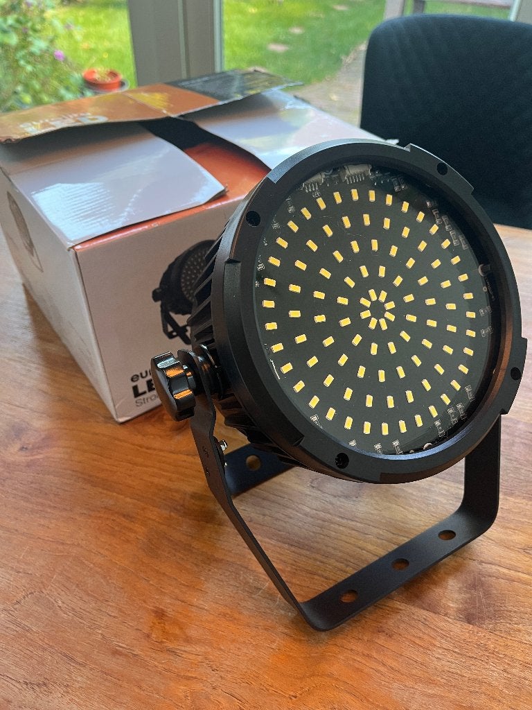 Eurolite SLS-98 SMD LED Stroboscoop – amper gebruikt, Ophalen of Verzenden, Zo goed als nieuw, Licht, Geluidgestuurd