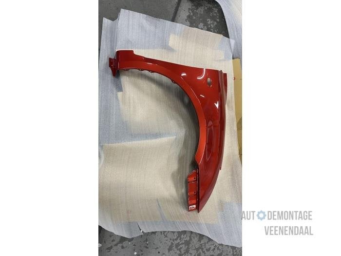Scherm rechts-voor van een Suzuki Swift (ZFS), -, -, Nieuw, Ophalen of Verzenden