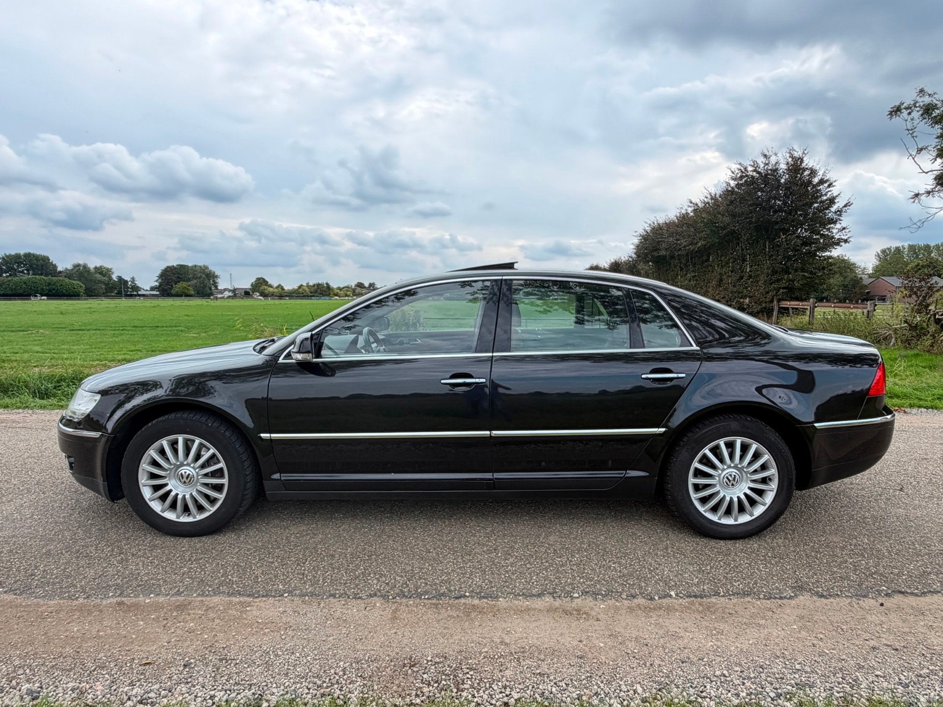 Volkswagen Phaeton 4.2 V8 5p AUT APK 10-2026 NAP, Auto's, Automaat, 4172 cc, Gebruikt, 8 cilinders