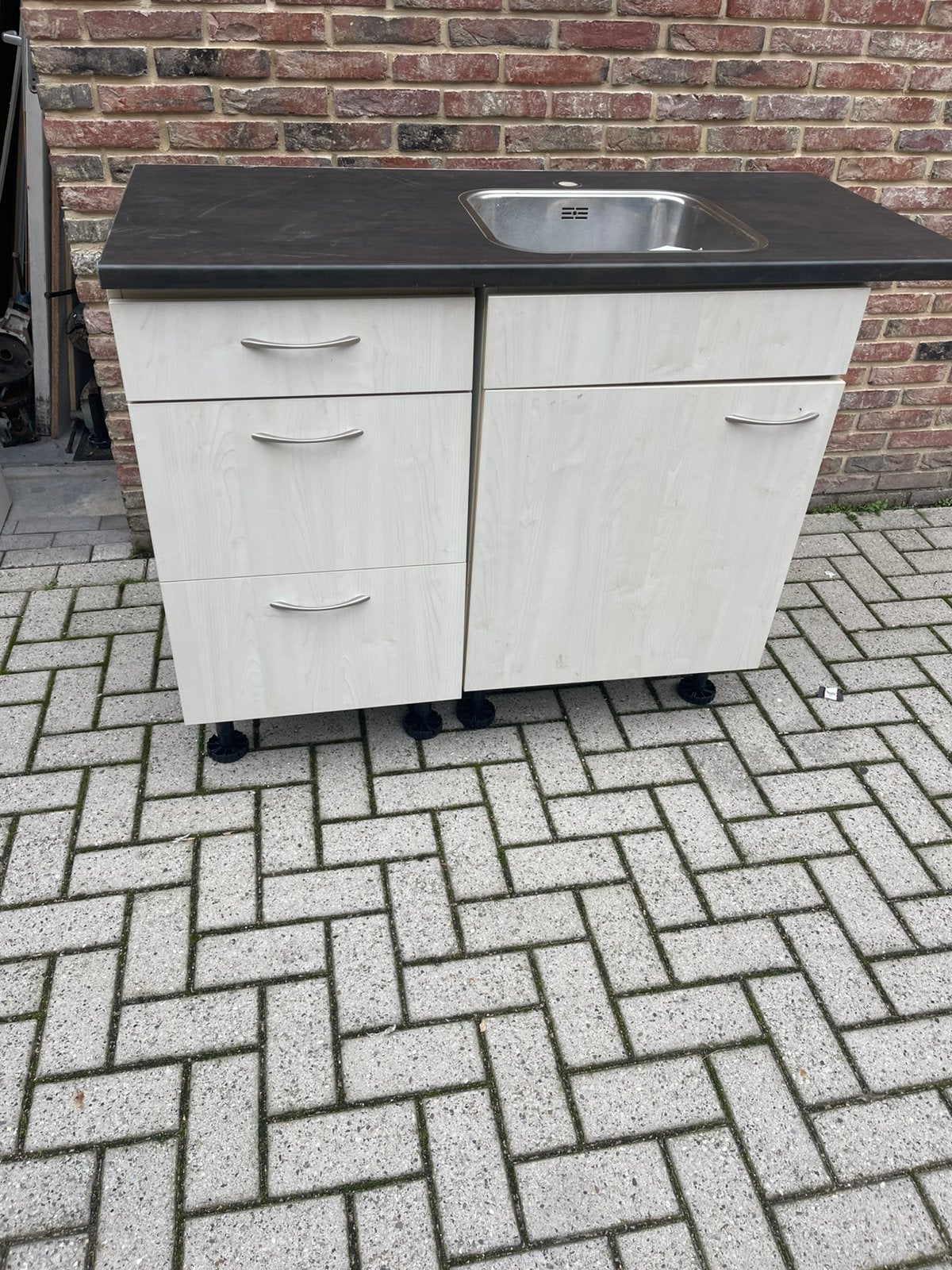 Keukenblokje keller, Ophalen, Gebruikt, 100 tot 150 cm, Minder dan 100 cm