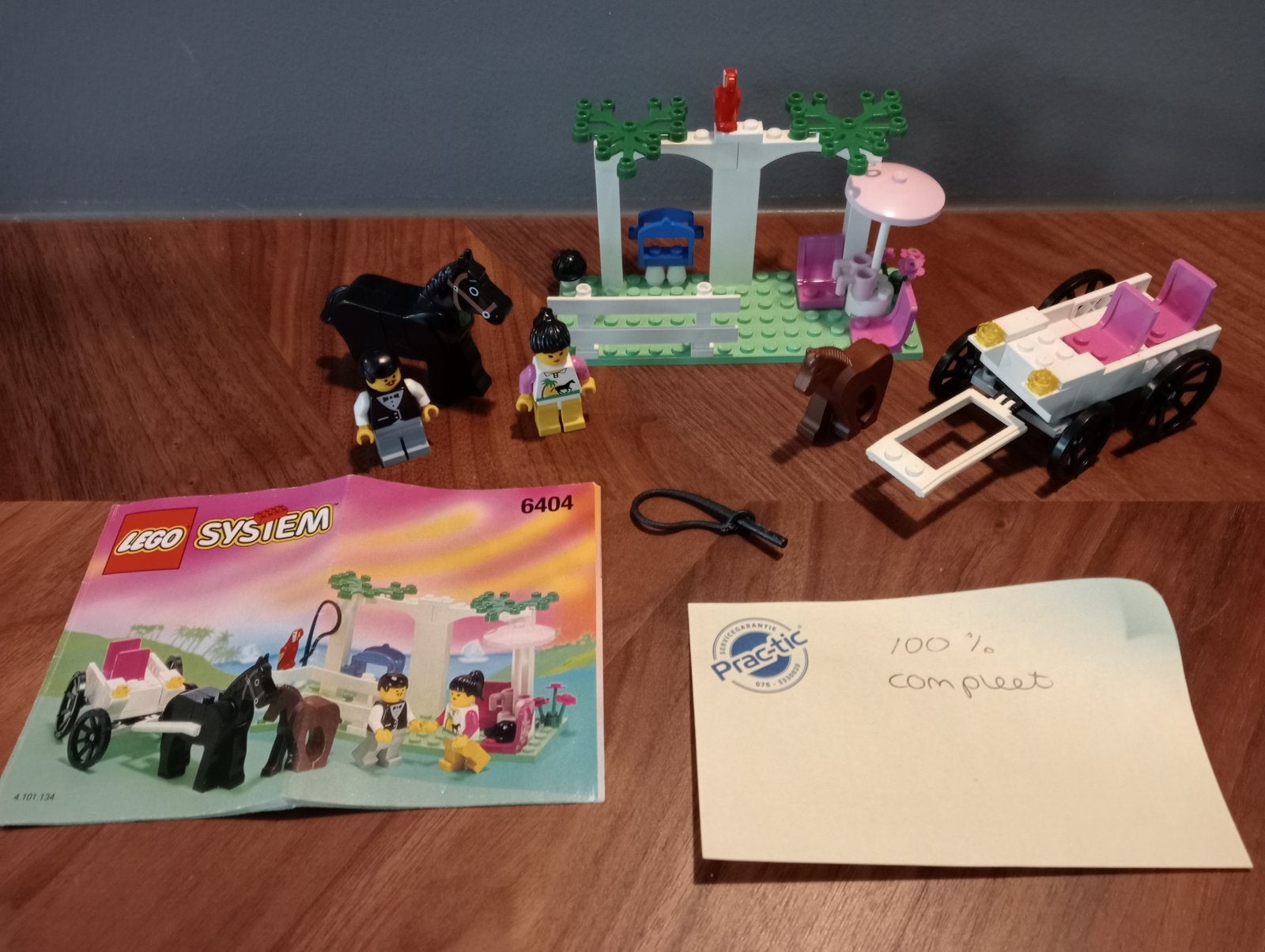 lego paradisa 6404 koets paard 100% compleet manege veulen, Gebruikt, Lego, Ophalen of Verzenden, Complete set