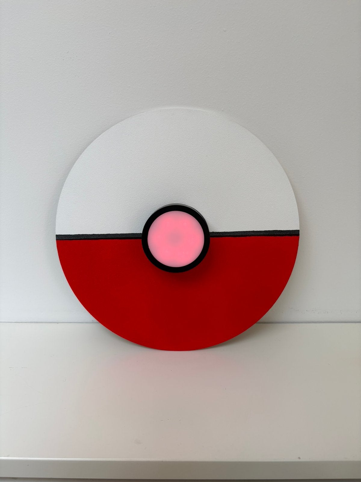 Stoere ‘Pokémon bal’ lamp made by me Origin’Lily, Ophalen of Verzenden, Nieuw, Lamp