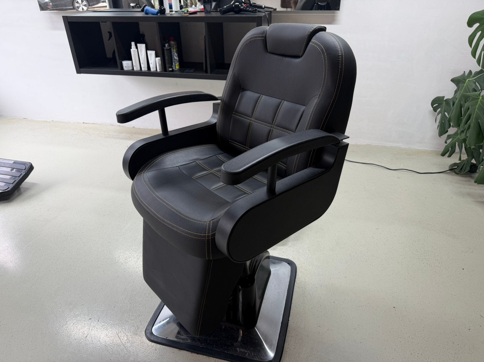 Luxe kappersstoelen / barbierstoelen, Overige plaatsen, Ophalen, Gebruikt, Stoel