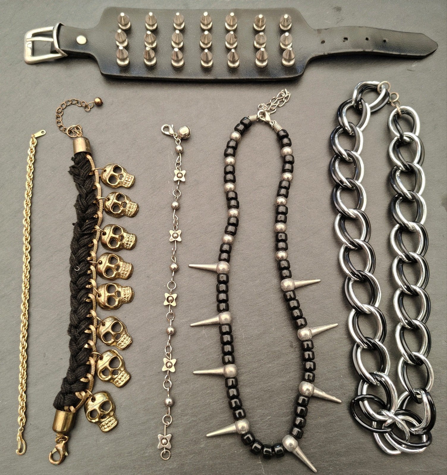 Set metal / rock armbanden en kettingen, Ophalen of Verzenden, Zo goed als nieuw, Zwart, Overige materialen