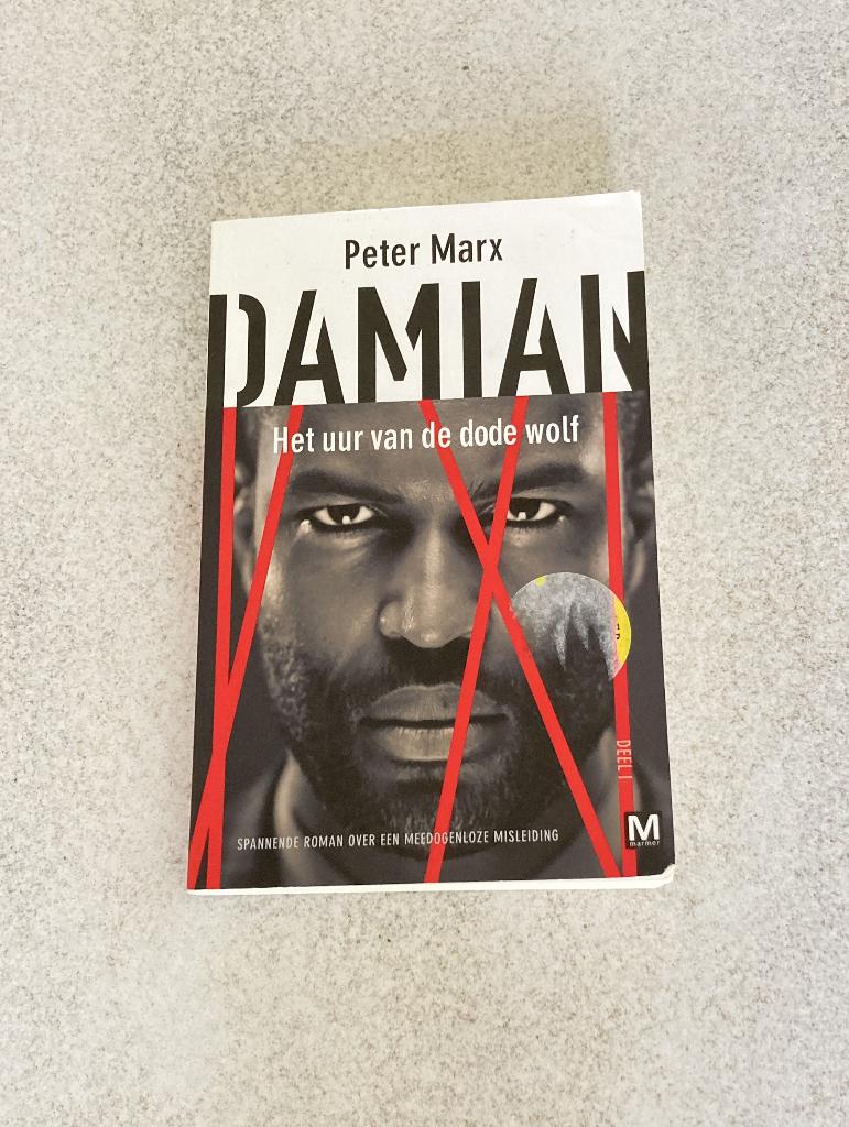 Damian Het uur van de dode wolf, Ophalen of Verzenden, Zo goed als nieuw, Peter Marx