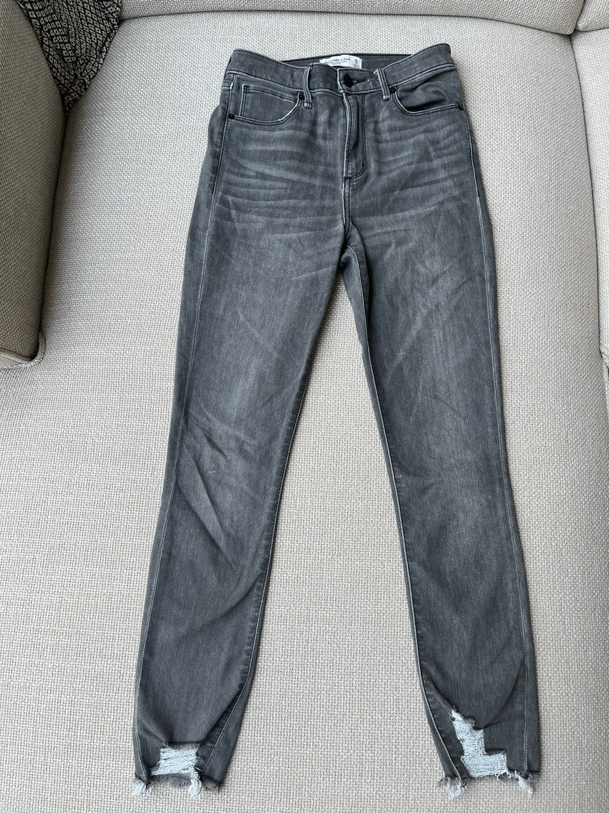 Abercrombie & Fitch Super Skinny Ankle High Rise Jeans, Ophalen of Verzenden, Zo goed als nieuw, Grijs, W27 (confectie 34) of kleiner